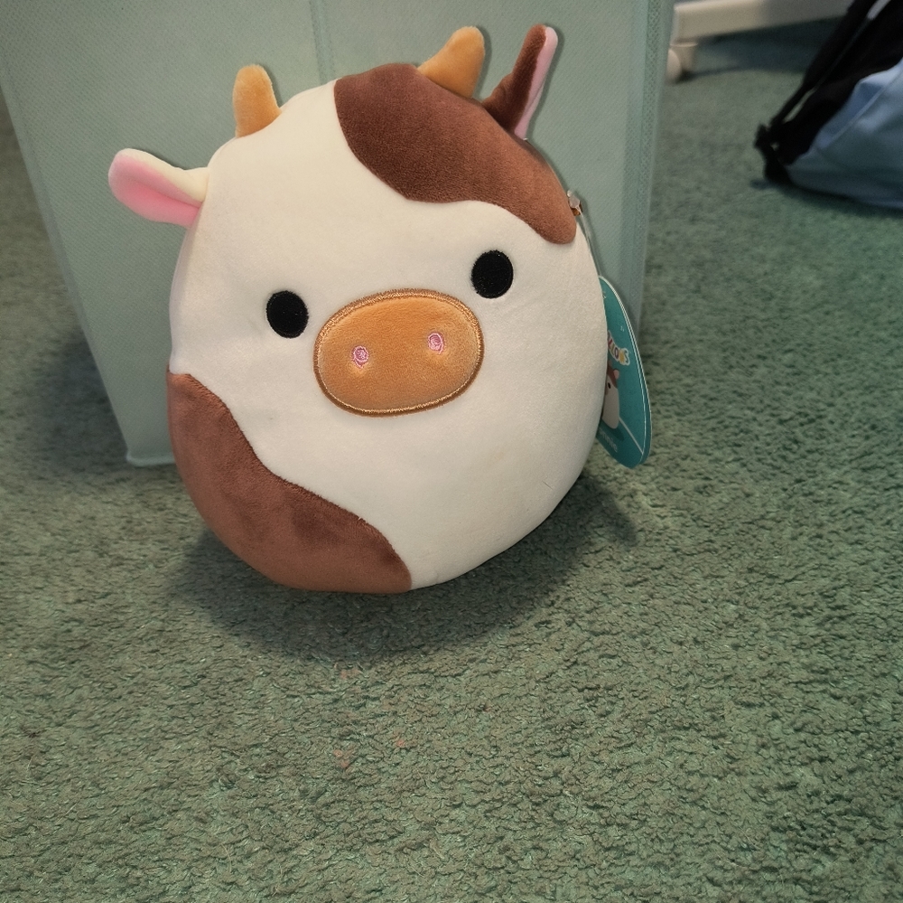 ronnie the cow squishmallow